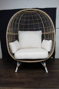 Egg-Shaped Outdoor Patio Chair with Cushions
