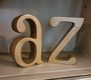 lot 49 image: A Z Alphabet Bookends