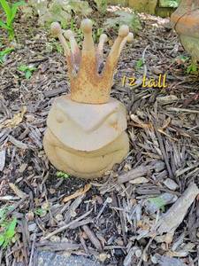 lot 88 image: Iron Frog Prince Garden Statue