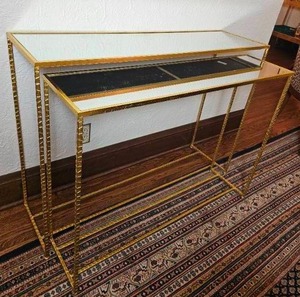lot 4 image: Gorgeous Mirrored Gold Gilt Nesting Console Tables