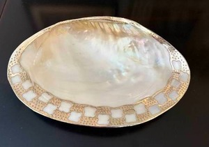 lot 65 image: Large Gold-Accent Abalone Shell Footed Bowl