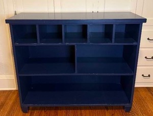 lot 101 image: Pottery Barn Cubie Storage