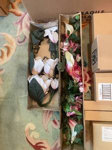 lot 9 image: Collection of Home Interiors & Gifts Decor
