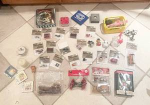 lot 33 image: Collection of Miniature Collectibles and Accessories