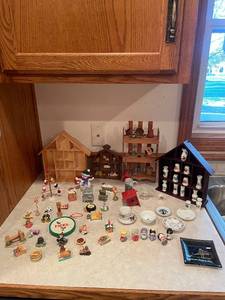 lot 42 image: Eclectic Collection of Miniature Figurines and Dollhouse Items