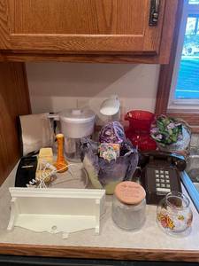 lot 45 image: Assorted Household Items Brita Filter, Potpourri, Vintage Phone