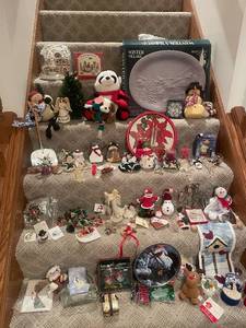 lot 54 image: Large Collection of Holiday and Christmas Decorations