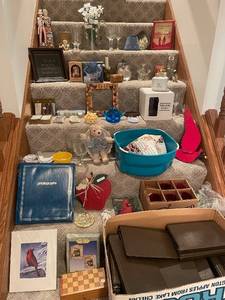 lot 86 image: Eclectic Estate Collection Glassware, Decor, Albums, and More