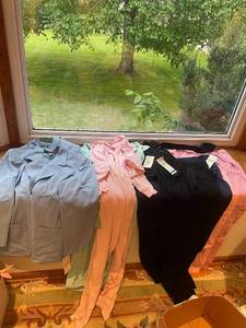 lot 129 image: Collection of Womens Clothing in Assorted Colors and Sizes