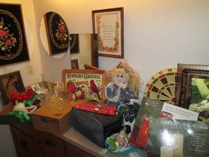 lot 534 image: Content on counter to include wall...