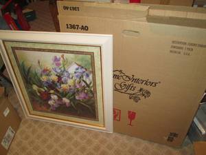 lot 557 image: Gorgeous floral Home Interiors fram...