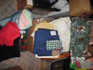 lot 570 image: Bulk Lot of assorted fabrics and ma...