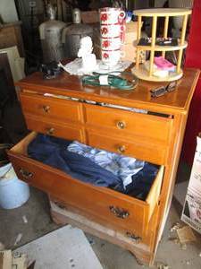lot 597 image: Gentlemens vintage 4-drawer highboy...