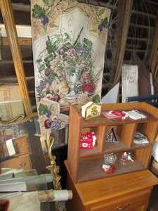 lot 598 image: Fruit basket themed wall tapestry, ...