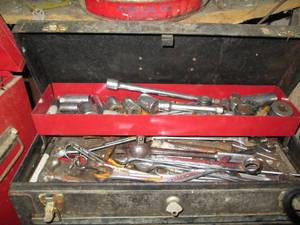 lot 710 image: Toolbox full of tools
