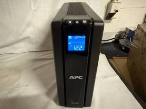 lot 55 image: APC XS 1500 Power Bank