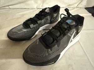 lot 63 image: Kyrie 8 Black Mercury Grey - White - Size 14