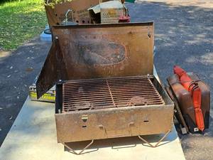 lot 408 image: Propane Stove