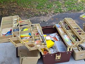 lot 439 image: 17 Tackle Box (RedTan) with Assorted Fishing Lures