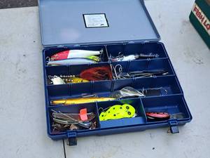 lot 442 image: 15 Tackle Box with Assorted Fishing Lures