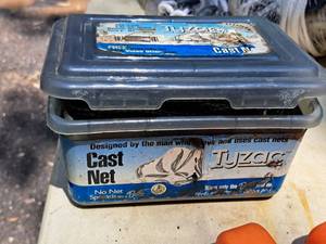 lot 471 image: 3 Cast Net