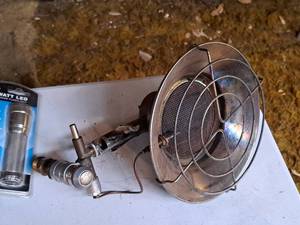 lot 508 image: Propane Tank Dish Heater Topper