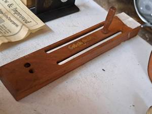 lot 526 image: Crock Stick Knife Sharpener