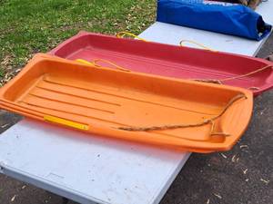 lot 538 image: Lot of (2) Plastic Snow Sleds