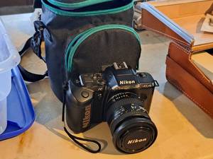 lot 562 image: Nikon N4004S 35mm Camera with Nikkor 35-70mm 13.3-4.5 Lens