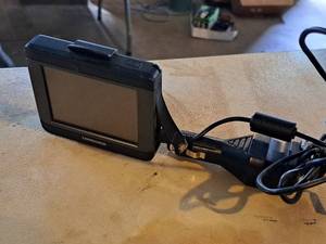 lot 567 image: Lowrance GPS Unit with Cables