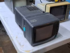lot 570 image: Magnavox 5 inch Color TVMonitor