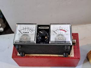 lot 583 image: Siltronix Model SWR-2 SWR-Power Meter