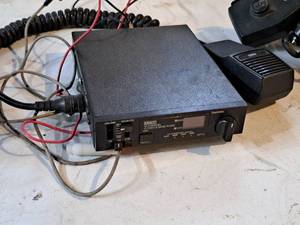 lot 595 image: Kraco 40 Channel CB Radio