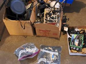 lot 605 image: Lot of  Antennas and Cables (assorted)