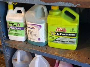lot 644 image: Shelf Lot - Green Envy House Wash, ProPower Heavy Duty Degreaser, Mold Armor House Wash