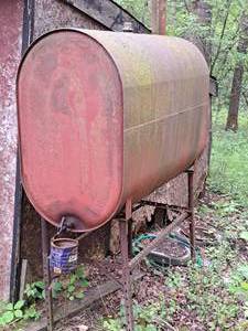 lot 375 image: Fuel Barrel with Stand