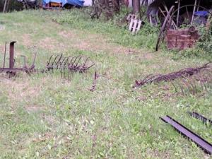 lot 706 image: Lot of  Assorted Farm Implements