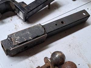 lot 694 image: Curt Hitch with 1-78 Ball (34 shaft)