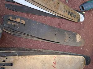 lot 776 image: Lot of (4) Assorted Chainsaw Bars - 12, 14, 16 and 18 Bar