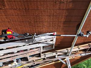 lot 784 image: Poulan Pro 31cc Brushcutter