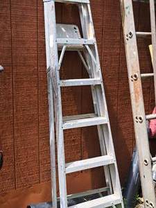 lot 793 image: 6 Aluminum Step Ladder