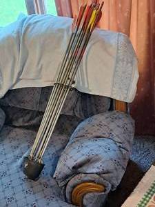 lot 393 image: Lot of (7) Archery Arrows with Arrow Holder