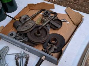 lot 825 image: Lot of  Pullers (assorted)