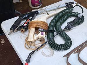 lot 830 image: Lot of (3) Spray Wands (assorted)