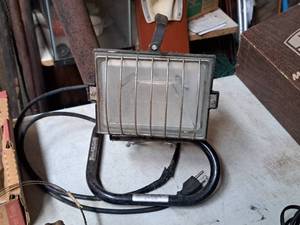 lot 844 image: Shop Work Light