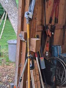 lot 860 image: Ryobi Pole Saw Chainsaw Bar