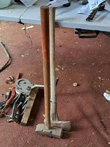 lot 864 image: Sledgehammer, Splitting Maul