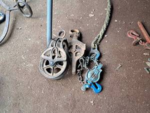 lot 866 image: Lot of (3) HoistPulley Asemblies