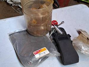 lot 900 image: Lot of  Assorted Gaskets, Plugs, Tool Kit