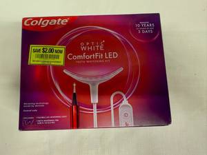 lot 19 image: Colgated Optic White ComfortFit LED Teeth Whitening Kit